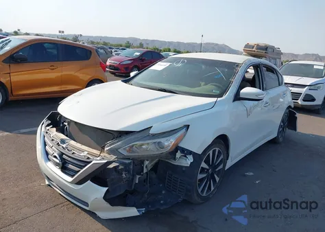2018 Nissan Altima 2.5 Sl z USA, uszkodzony, nr VIN 1N4AL3AP0JC201783